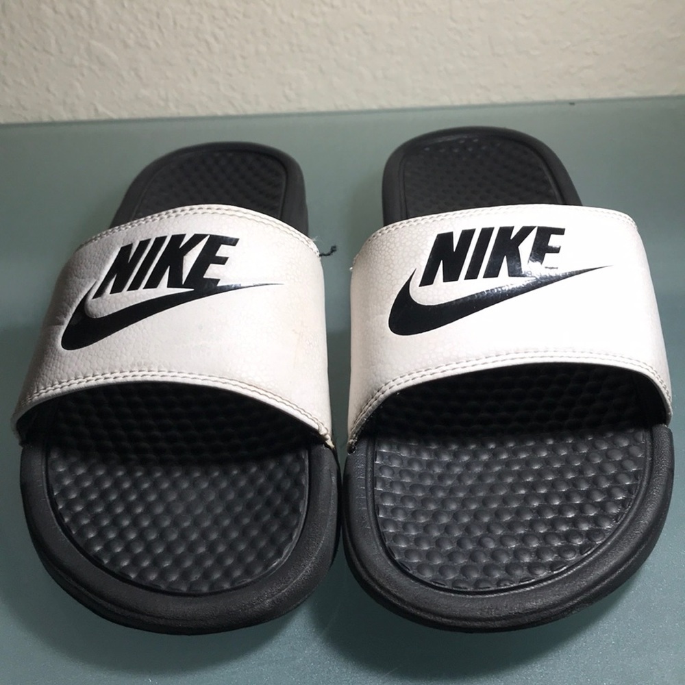 Nike Slides - Picture 2 of 2